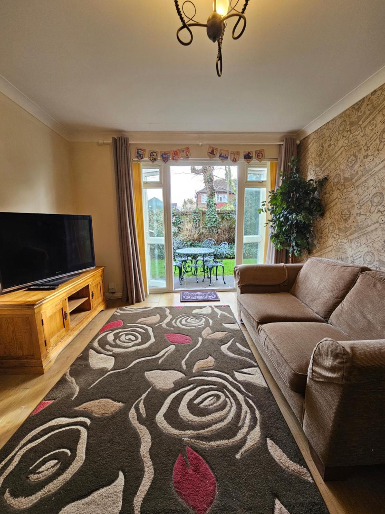 Harry Potter Hogwarts Apartment Watford  Zewnętrze zdjęcie
